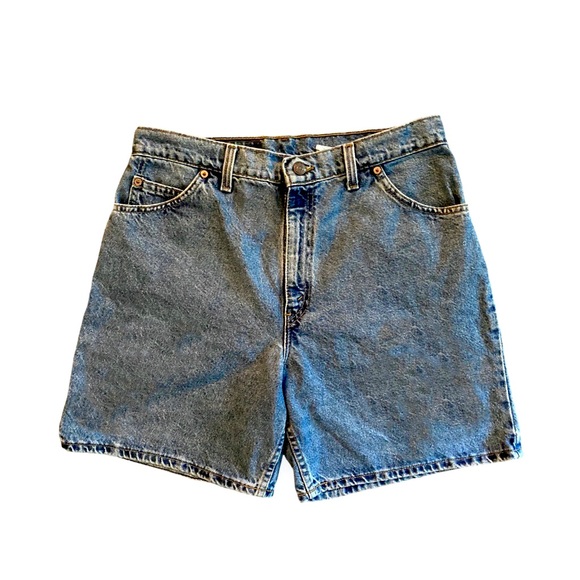 Vintage Levi’s orange tab shorts relaxed fit 36951 100% cotton made in USA - Picture 2 of 4